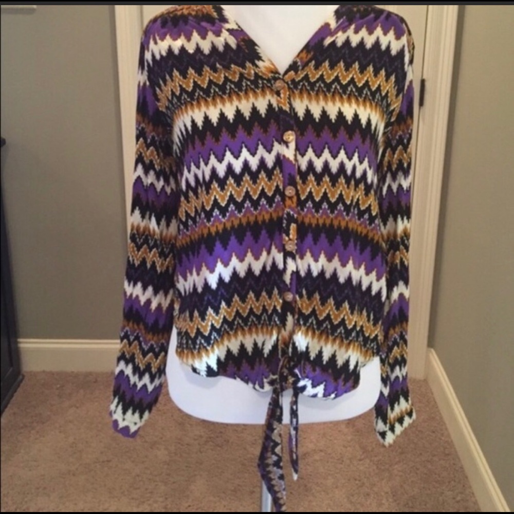 Tie Front Long Sleeve Chevron Shirt